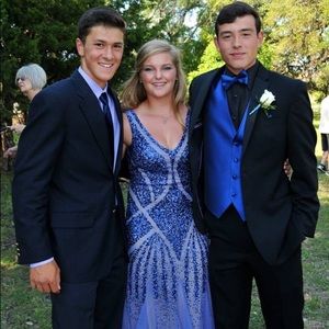 Adrianna Papell gown